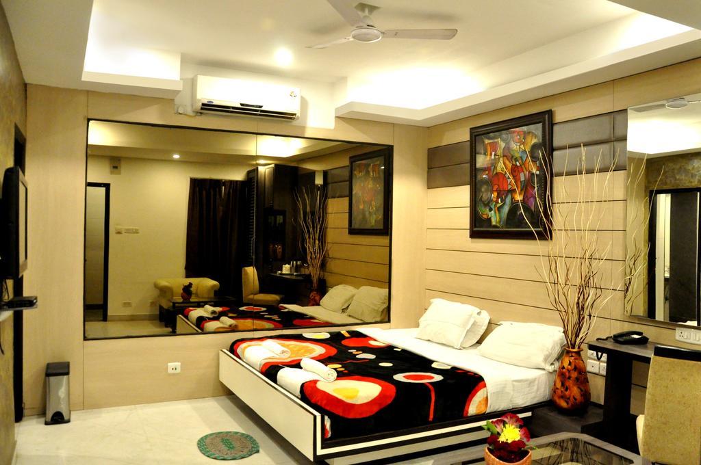Hotel Esteem Kolkata Exterior photo